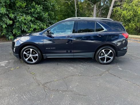 Used 2020 Chevrolet Equinox LT FWD image 2
