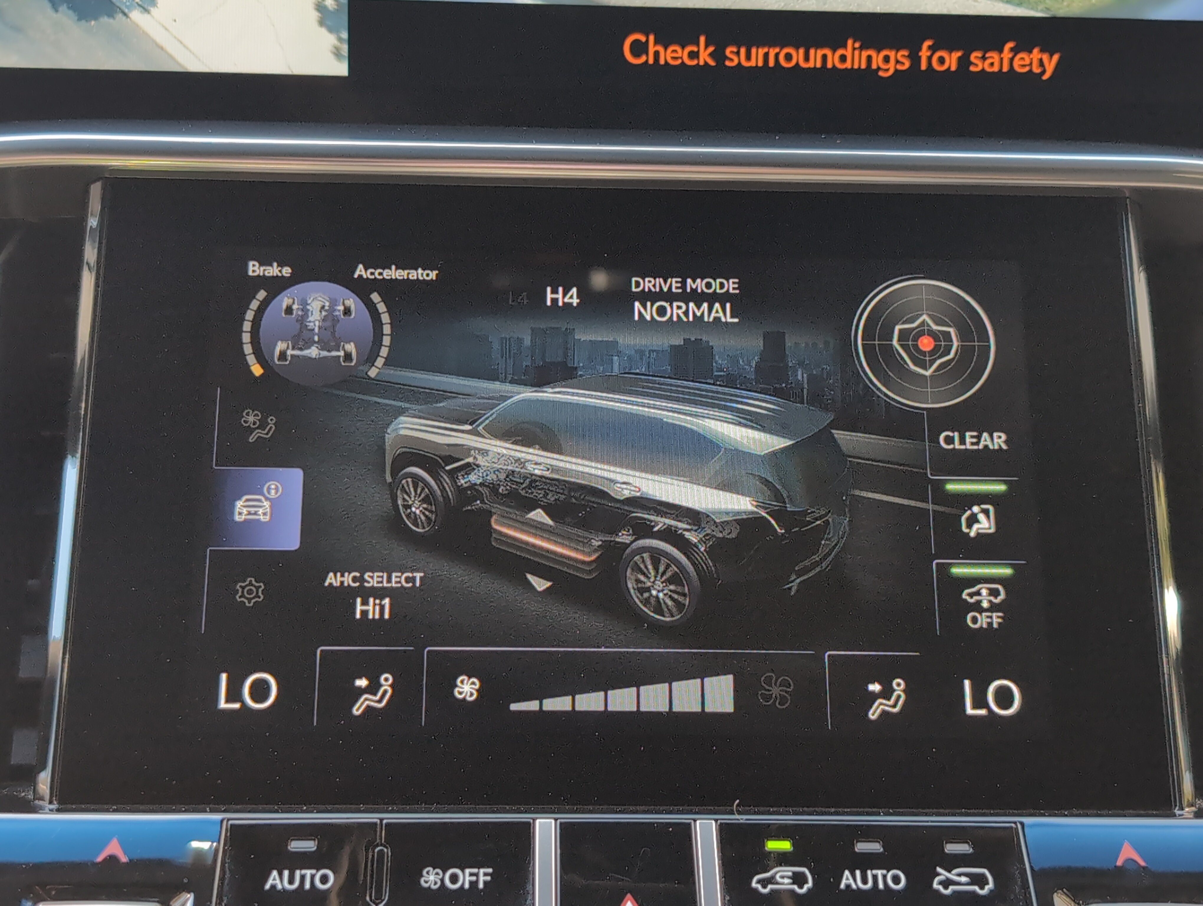 Used 2024 Lexus LX 600 4WD w/ Luxury Package image 56