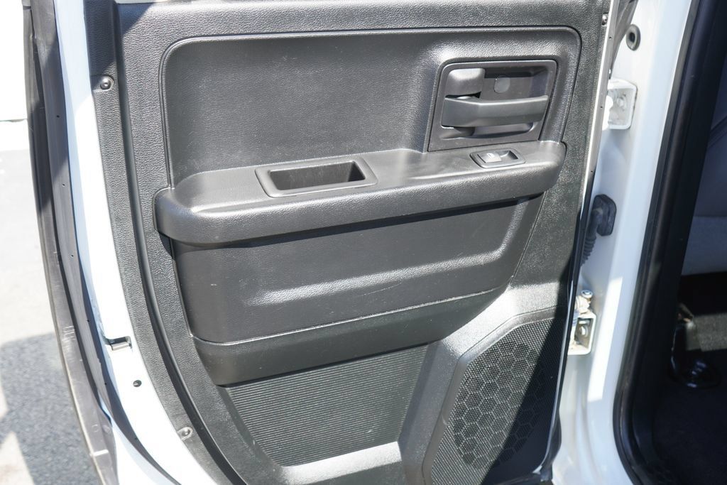 Used 2018 RAM 1500 Express w/ Express Value Package AWD/4WD image 27