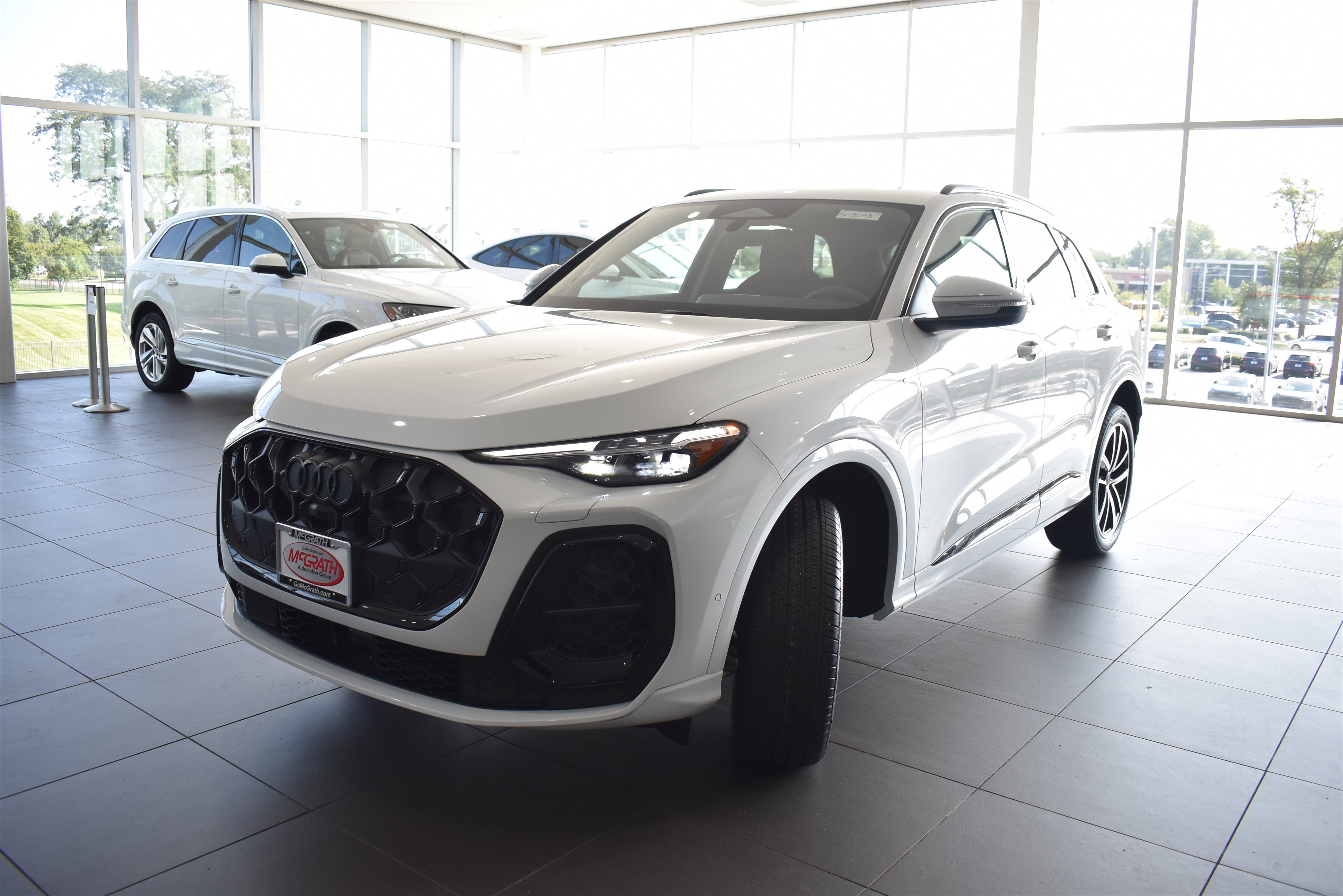 New 2026 Audi Q5 Premium Plus AWD/4WD image 2