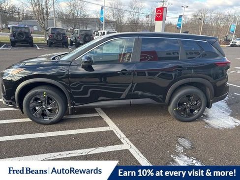 New 2026 Nissan Rogue SV w/ Cold Weather Package image 4