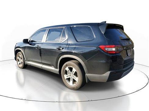 Certified 2023 Honda Pilot EX-L image 4