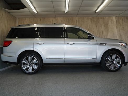 Used 2018 Lincoln Navigator Reserve w/ Technology Package image 6