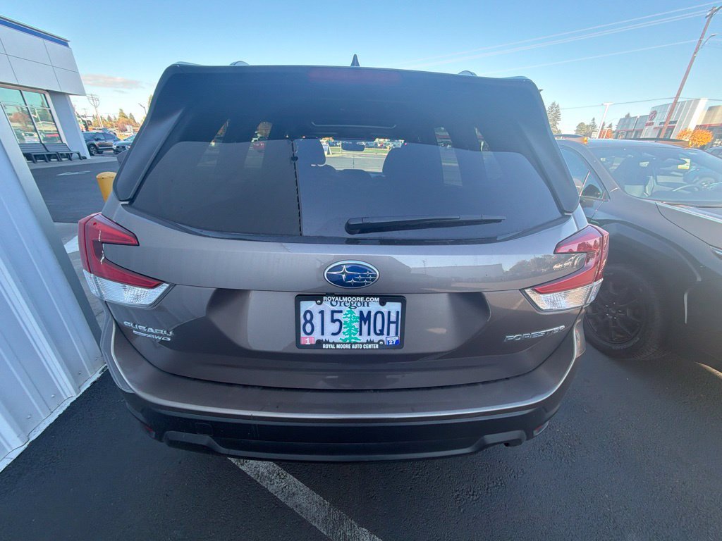 Certified 2024 Subaru Forester Premium AWD/4WD image 4