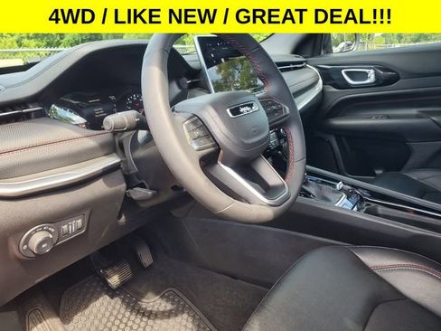 Used 2026 Jeep Compass Trailhawk AWD/4WD image 11