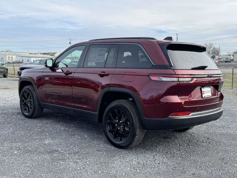 New 2026 Jeep Grand Cherokee Altitude AWD/4WD image 22