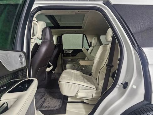 Used 2022 Lincoln Navigator Black Label image 19