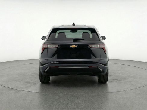 Used 2025 Chevrolet Equinox LT image 7