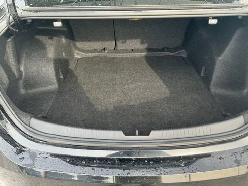 Used 2019 Chevrolet Malibu LT image 13