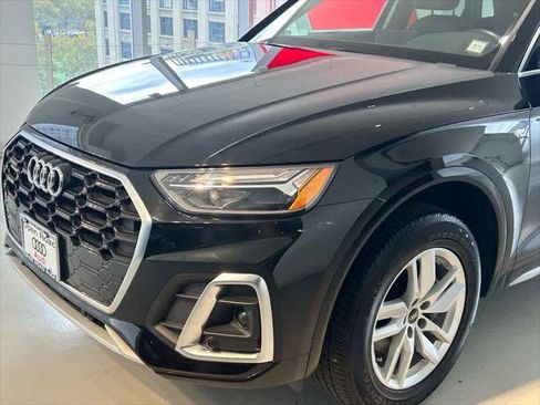 Certified 2023 Audi Q5 2.0T Premium w/ Convenience Package image 7