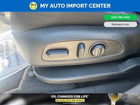 Used 2022 Chevrolet Equinox LT AWD/4WD image 12