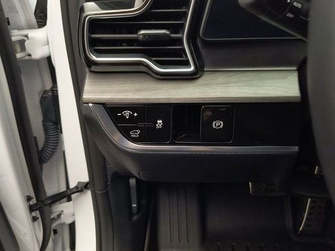 Used 2025 Kia Sportage X-Pro Prestige image 25