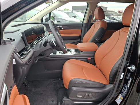 New 2026 Kia Carnival EX FWD image 8