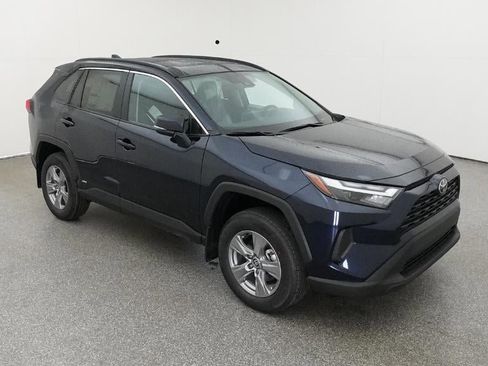 New 2025 Toyota RAV4 XLE image 13