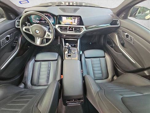 Used 2021 BMW 330i Sedan w/ M Sport Package RWD image 17