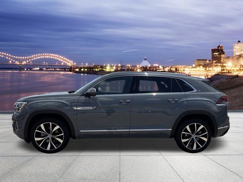 Used 2024 Volkswagen Atlas Cross Sport SEL Premium R-Line AWD/4WD image 2