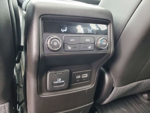 Used 2023 GMC Acadia AT4 w/ Technology Package image 10