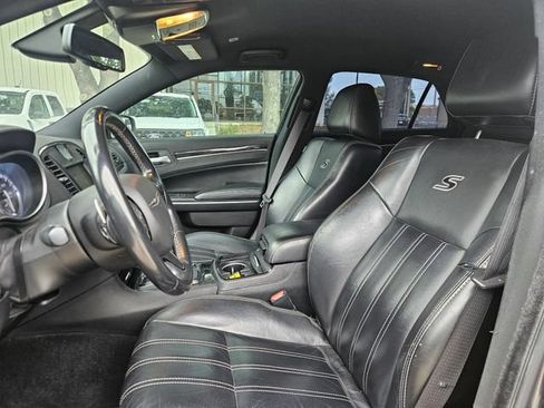 Used 2021 Chrysler 300 S RWD image 9