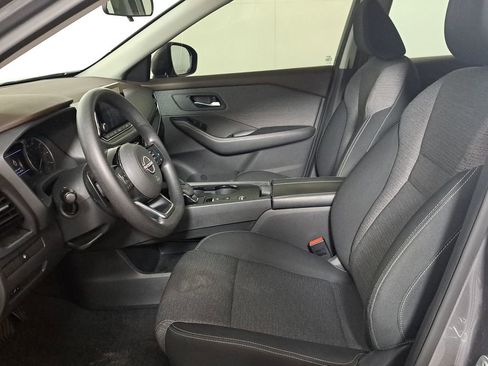 Used 2022 Nissan Rogue SV image 10