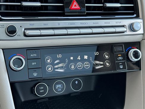 New 2026 Genesis G70 2.5T Prestige image 21