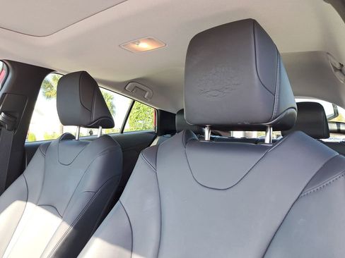 Certified 2021 Toyota Prius XLE w/ Premium Convenience Package image 16