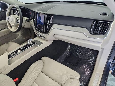 Used 2023 Volvo XC60 B5 Ultimate w/ Climate Package AWD/4WD image 31