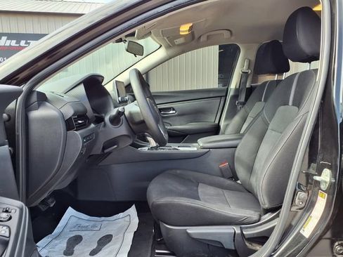 Used 2023 Nissan Sentra SV FWD image 12