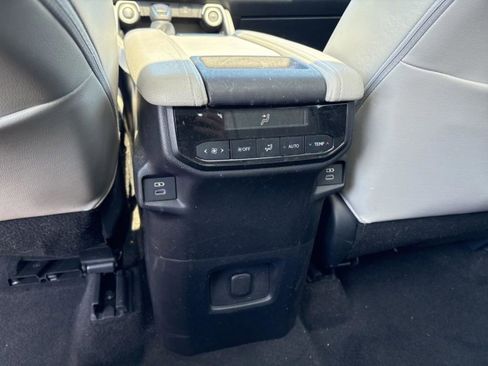 Certified 2024 Toyota Grand Highlander XLE image 16