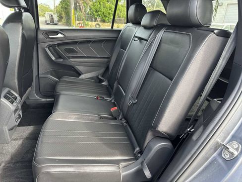 Used 2024 Volkswagen Tiguan SE R-Line image 18