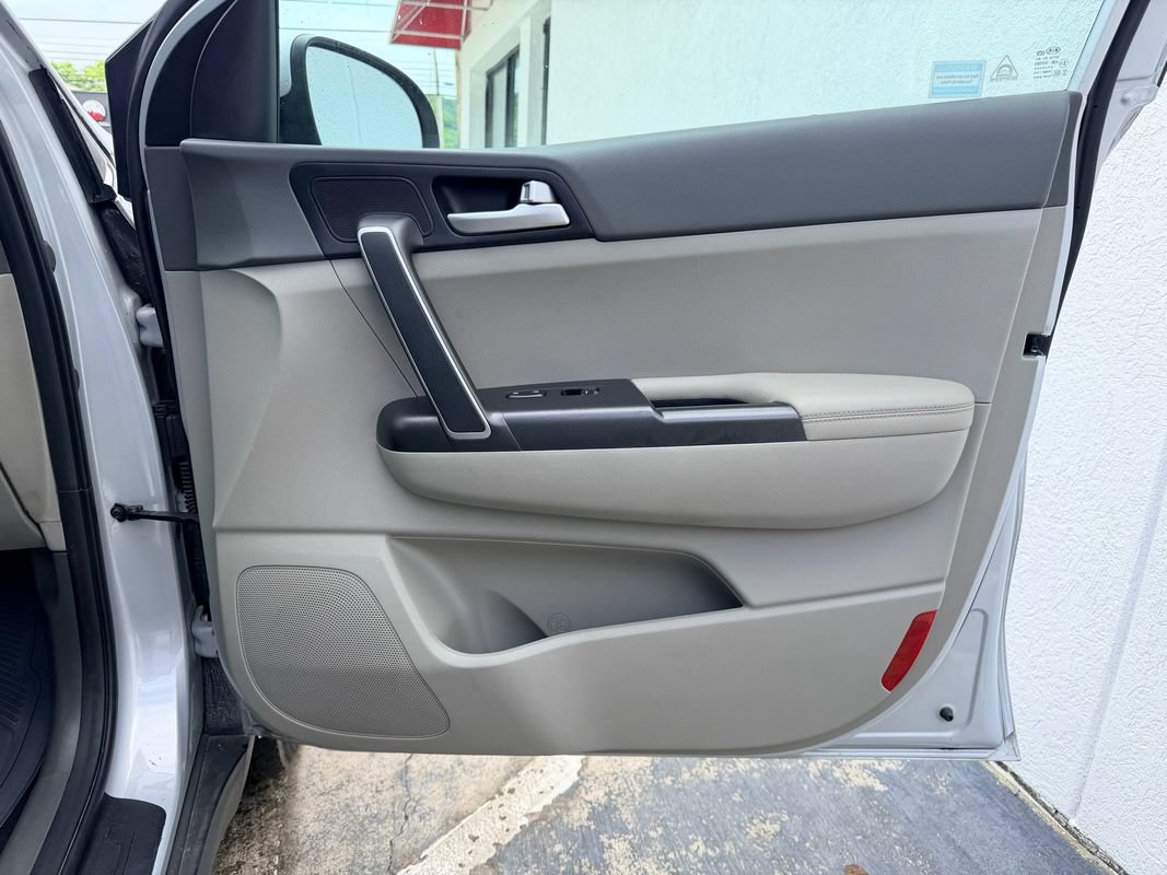 Used 2019 Kia Sportage LX w/ LX Popular Package AWD/4WD image 23