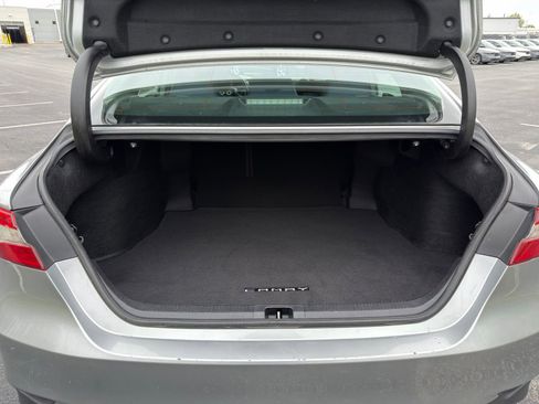 Used 2019 Toyota Camry LE FWD image 27