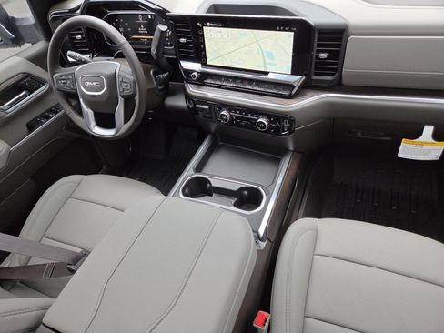 New 2026 GMC Sierra 2500 SLT w/ Texas SLT Premium Package AWD/4WD image 28