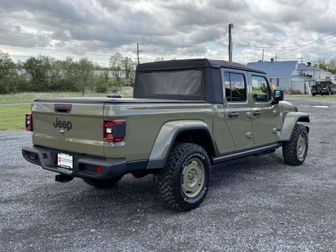 New 2026 Jeep Gladiator Willys AWD/4WD image 22