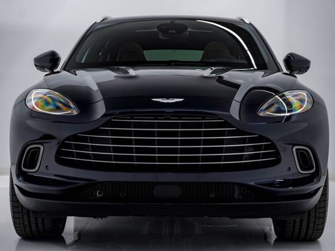 Used 2021 Aston Martin DBX V8 image 5