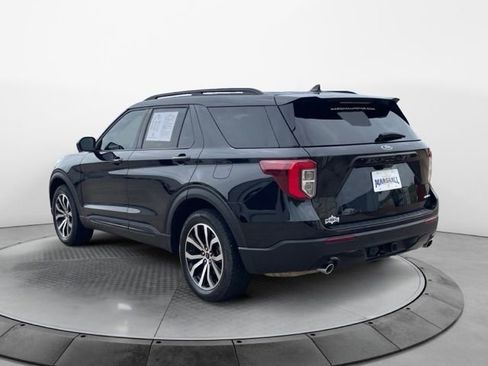 Used 2024 Ford Explorer ST-Line w/ Class IV Trailer Tow Package AWD/4WD image 4