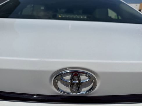 Used 2024 Toyota Corolla LE FWD image 8