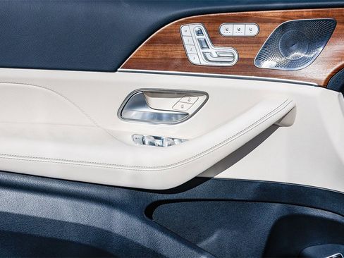 New 2026 Mercedes-Benz GLE 450 4MATIC image 21