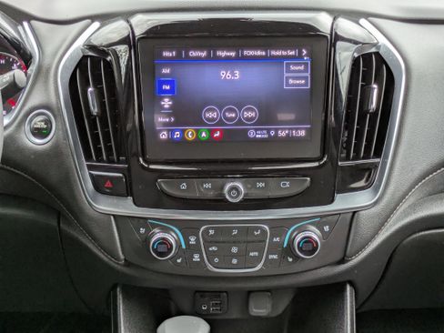 Used 2023 Chevrolet Traverse High Country w/ LPO, Floor Liner Package image 5