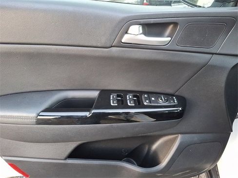 Certified 2022 Kia Sportage Nightfall Edition w/ Nighfall AWD Premium Package image 12