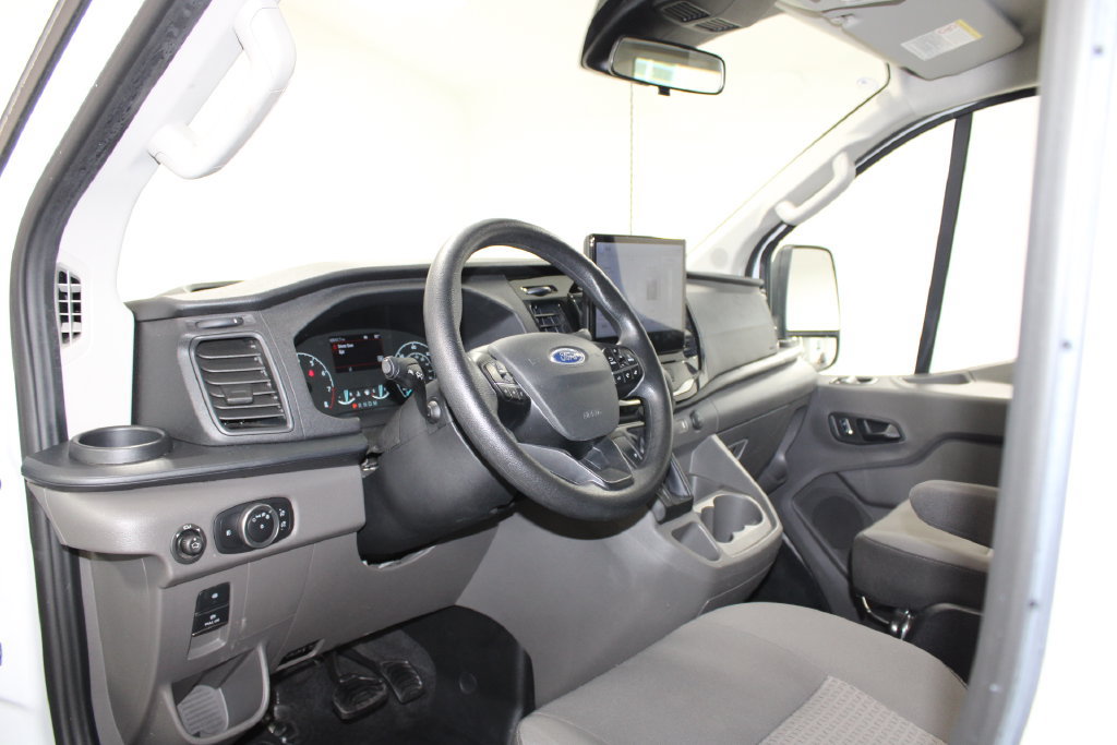 Used 2024 Ford Transit 350 XLT RWD image 22