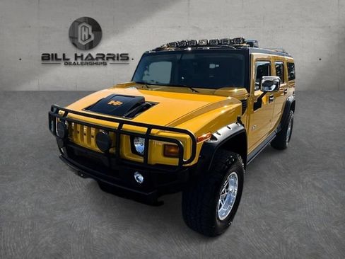 Used 2004 HUMMER H2 w/ Preferred Equipment Group AWD/4WD image 1