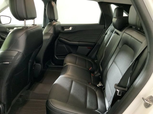 Used 2025 Ford Escape SE FWD image 29