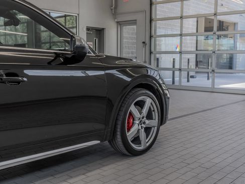 Used 2021 Audi SQ5 Prestige w/ Prestige Package AWD/4WD image 30