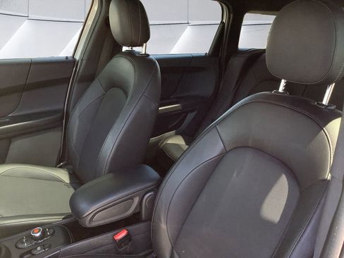 Used 2021 MINI Cooper Countryman FWD image 8