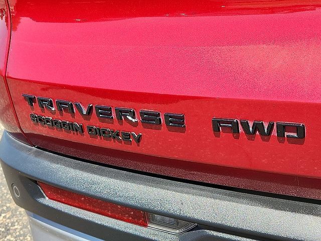 Certified 2025 Chevrolet Traverse Z71 w/ Driver Confidence Package AWD/4WD image 8