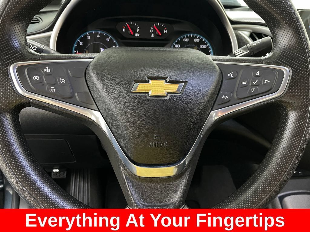 Used 2019 Chevrolet Malibu LS FWD image 4