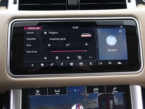 Used 2018 Land Rover Range Rover Sport Supercharged image 31