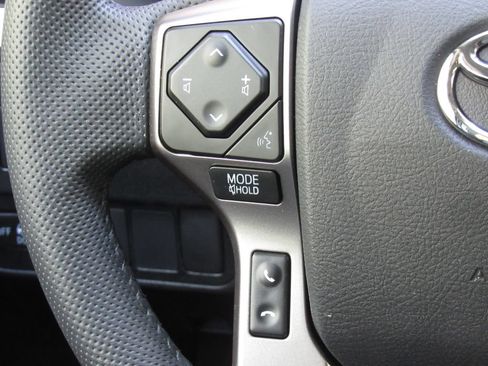 Certified 2022 Toyota Tacoma SR5 RWD image 25