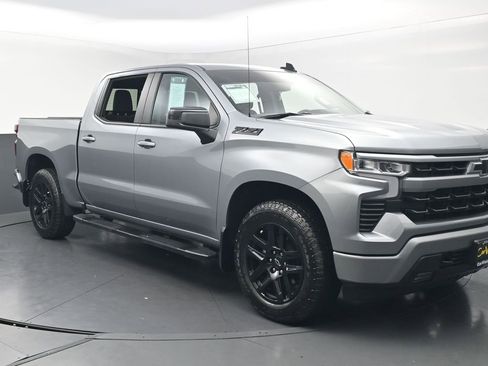 Used 2024 Chevrolet Silverado 1500 RST w/ True North Edition Plus AWD/4WD image 3