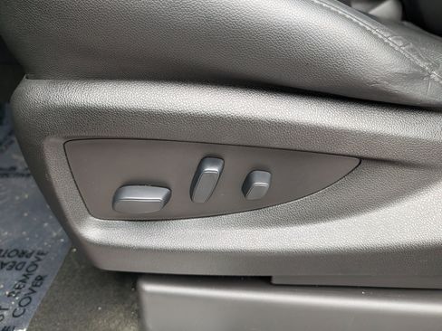 Used 2018 Chevrolet Silverado 1500 LTZ Z71 w/ Centennial Edition image 20